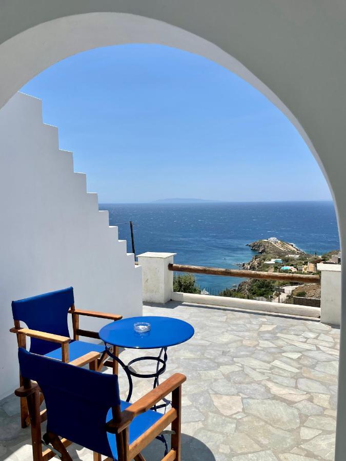 Charakas Horizon Apartment Gavrio Bagian luar foto